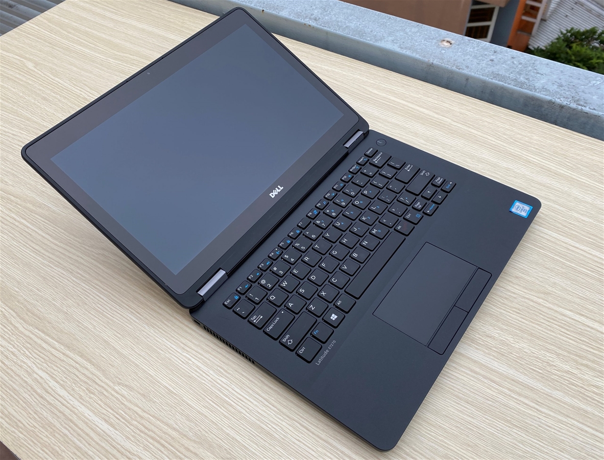 Laptop Dell Latitude E7270